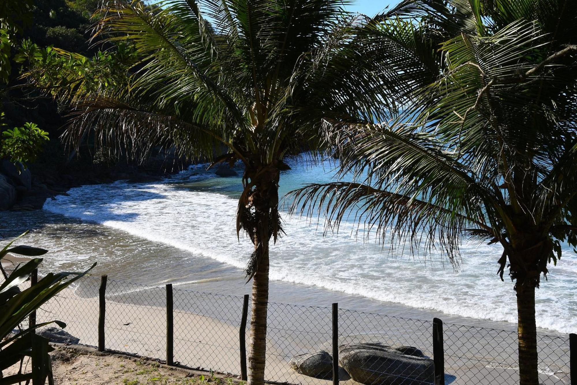 Jardim Praia do Estaleiro - Bangalô Casa das Palmeiras Porto Belo Exterior foto